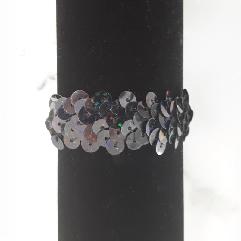 An image of Corsage Spray Rose & Ranunculus Dark Purple Bracelet